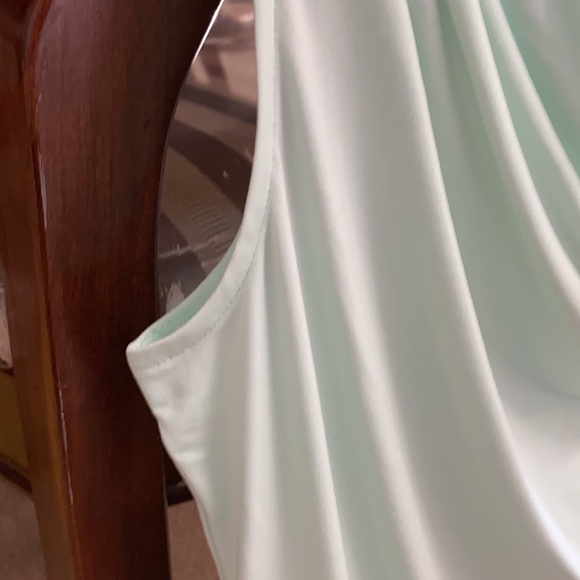 Sleeveless mint green blouse, small - Picture 4 of 5